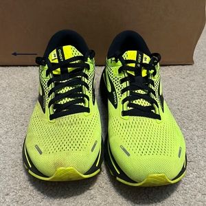 Size 11 Brooks Ghost 14 - Neon Yellow